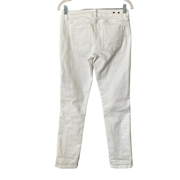 CAbi Women's Cream Slim Boyfriend Floral Embroidered Low Rise Jeans - Size 2 - Picture 6 of 8